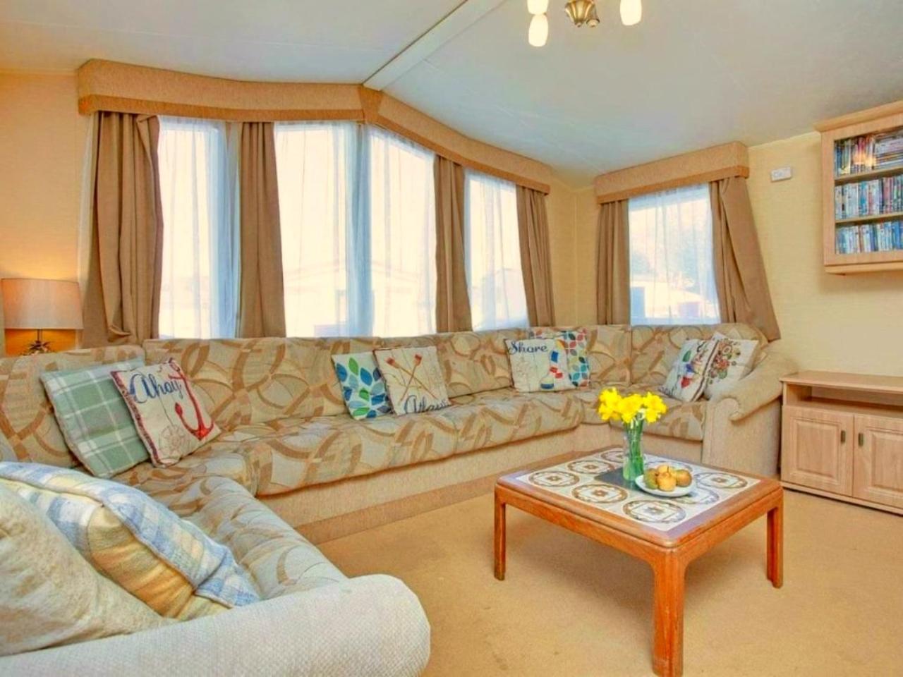 Hillside Caravan Долиш Экстерьер фото